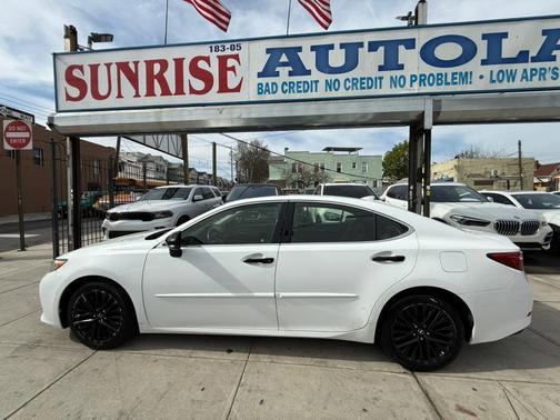 2015 Lexus ES 350 Crafted Line