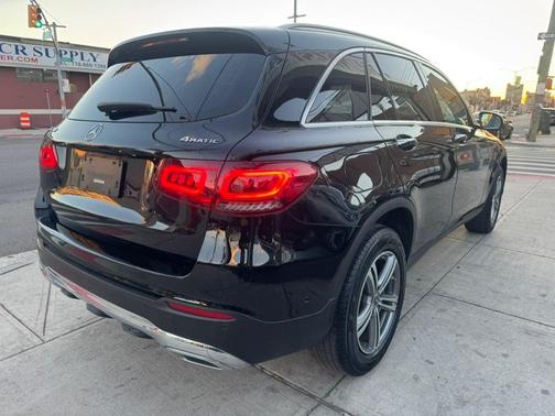 2021 Mercedes-Benz GLC 300 Base 4MATIC