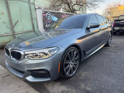 2018 BMW 540 i