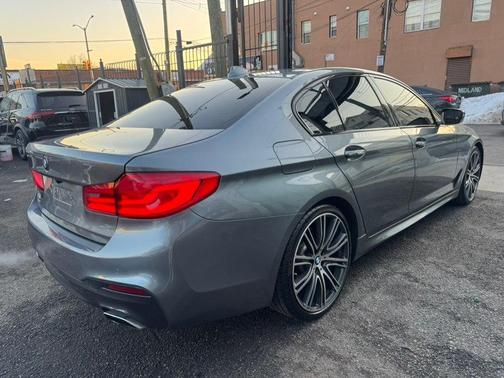 2018 BMW 540 i