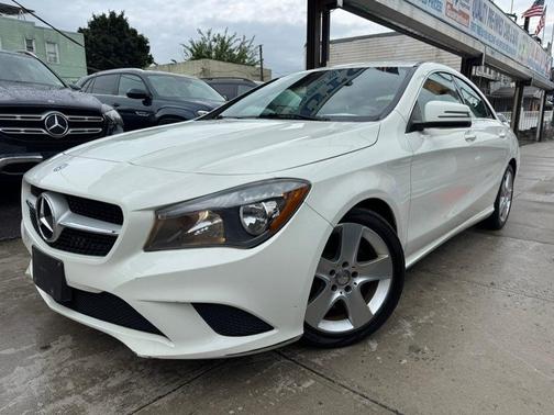 White 2015 Mercedes-Benz CLA-Class Base