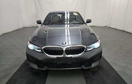 2022 BMW 330 i xDrive