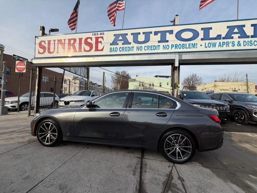 2022 BMW 330 i xDrive