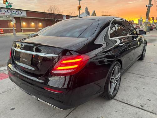 2018 Mercedes-Benz E-Class E 300
