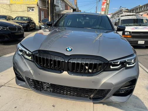 2022 BMW 330 i xDrive