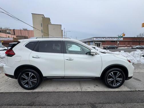 2017 Nissan Rogue SL