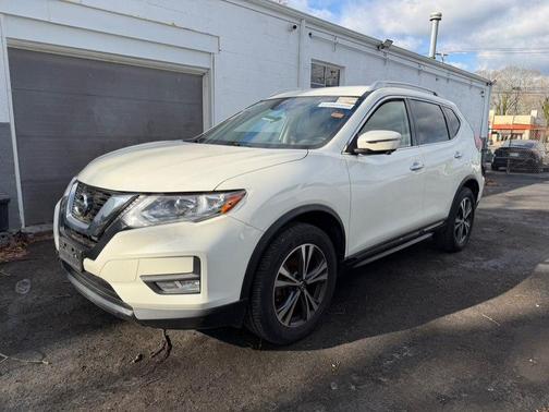 2017 Nissan Rogue SL