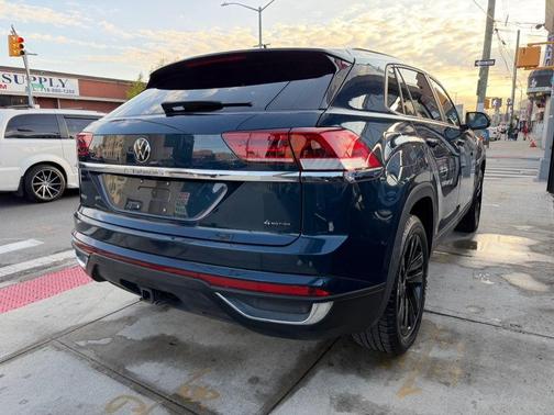 Tourmaline Blue Metallic 2023 Volkswagen Atlas Cross Sport 3.6L V6 SE w/Technology