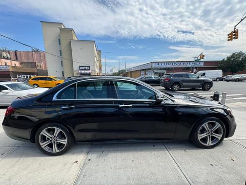 2019 Mercedes-Benz E-Class E 300 4MATIC
