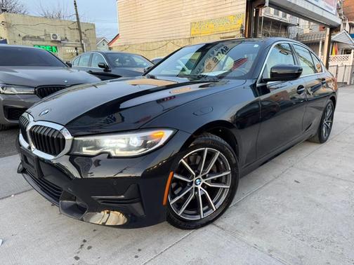 2022 BMW 330 i xDrive