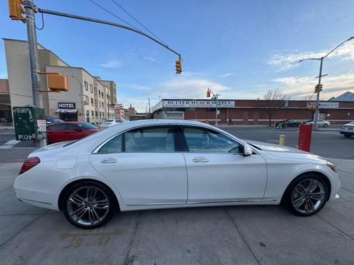 White 2019 Mercedes-Benz S-Class S 560