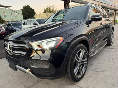 2022 Mercedes-Benz GLE 350 Base 4MATIC