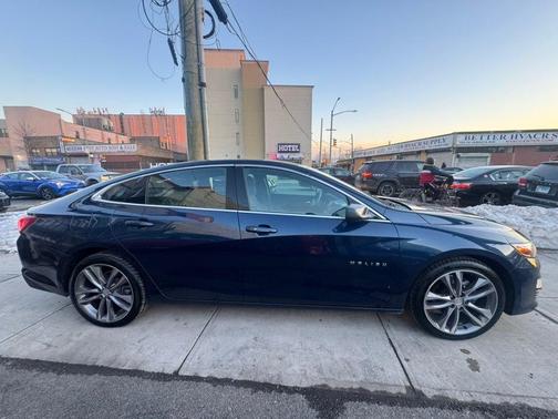 2022 Chevrolet Malibu LT