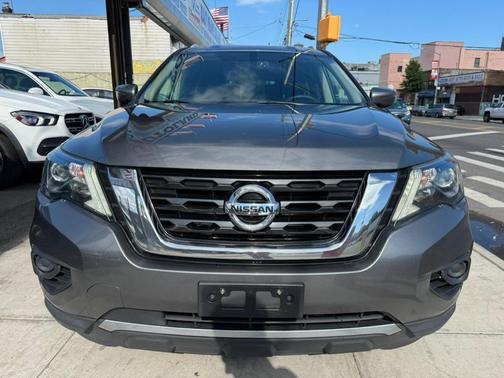 2018 Nissan Pathfinder S