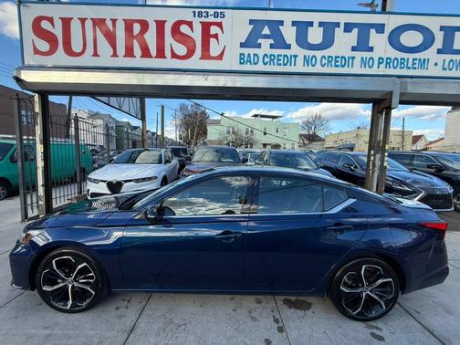 2024 Nissan Altima 2.5 SR