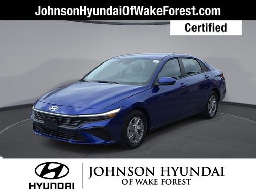 2025 Hyundai ELANTRA SE