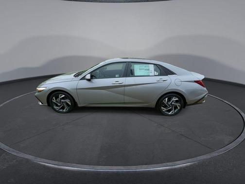 2025 Hyundai ELANTRA HEV Limited