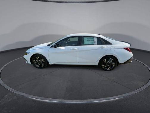 2025 Hyundai ELANTRA HEV SEL Sport