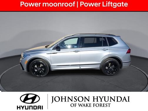 2023 Volkswagen Tiguan 2.0T SE R-Line Black