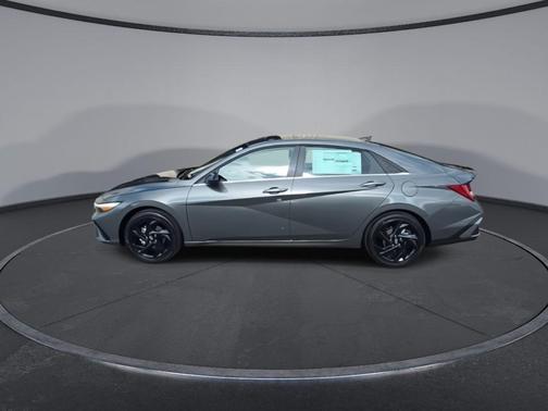 2026 Hyundai ELANTRA SEL