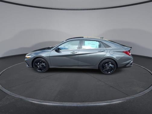 2026 Hyundai ELANTRA SEL