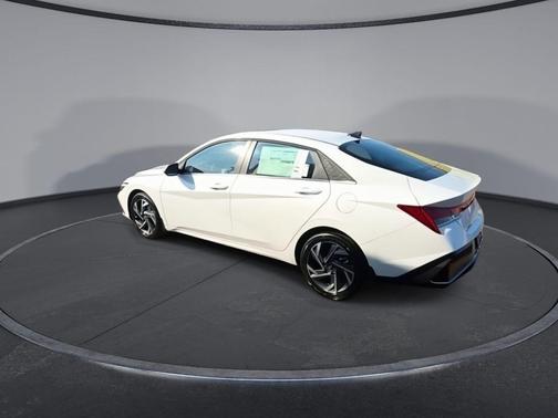 2025 Hyundai ELANTRA HEV Limited