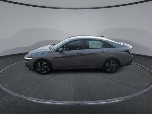 2025 Hyundai ELANTRA HEV SEL Sport