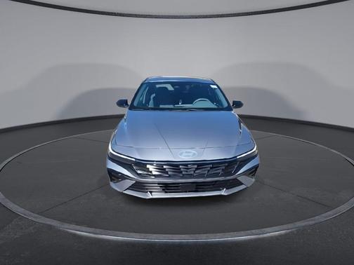 2026 Hyundai ELANTRA SEL