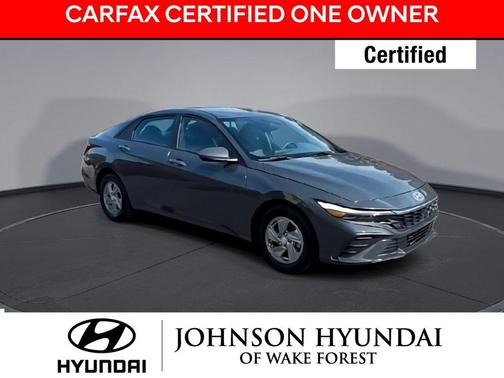 Gray 2025 Hyundai ELANTRA SE