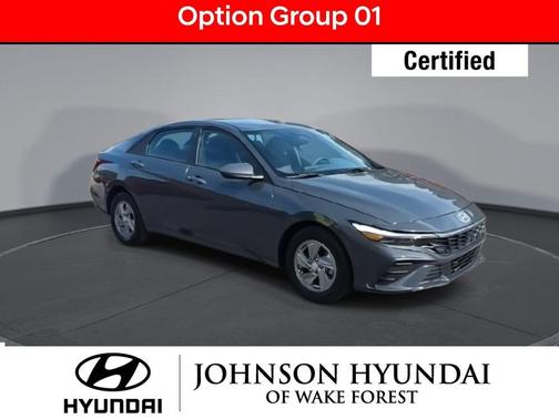 2025 Hyundai ELANTRA SE