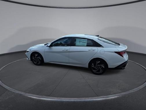 2025 Hyundai ELANTRA HEV Limited