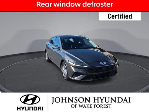 2025 Hyundai ELANTRA SE