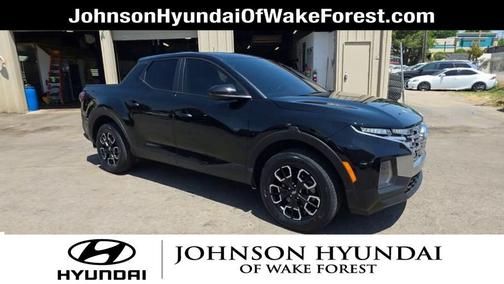 Phantom Black 2024 Hyundai SANTA CRUZ 2.5L SE