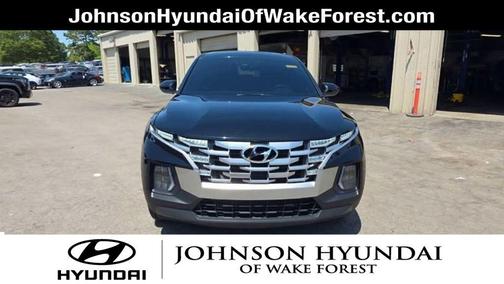 Phantom Black 2024 Hyundai SANTA CRUZ 2.5L SE