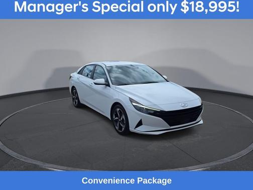2023 Hyundai ELANTRA SEL