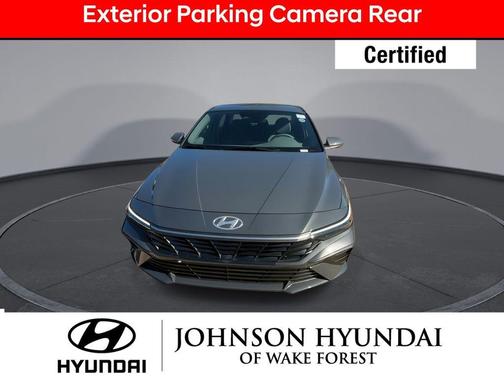 2025 Hyundai ELANTRA SE