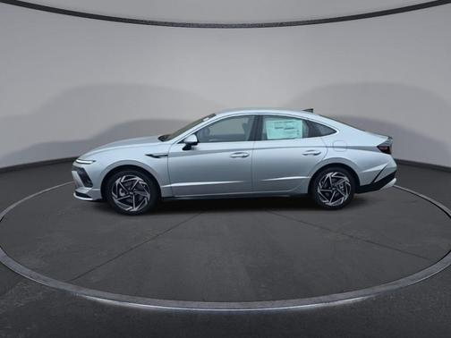 2026 Hyundai ELANTRA HEV SEL Sport