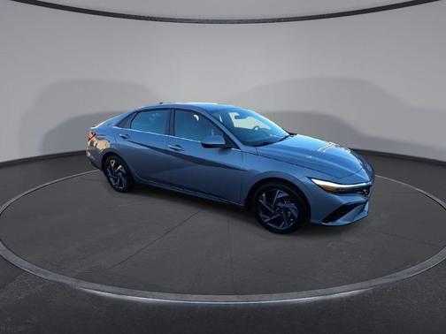 2026 Hyundai ELANTRA HEV Limited