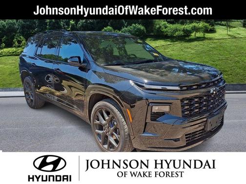 Mosaic Black Metallic 2024 Chevrolet Traverse RS