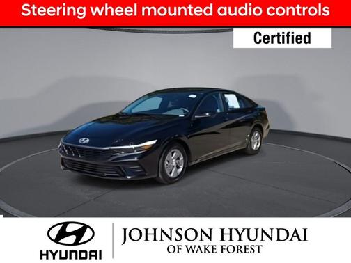 2025 Hyundai ELANTRA SE