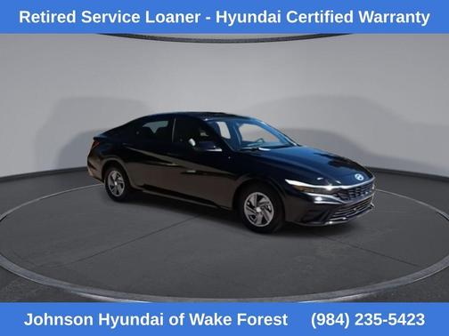 2025 Hyundai ELANTRA SE