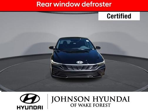 2025 Hyundai ELANTRA SE