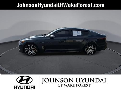 2022 Kia Stinger GT1