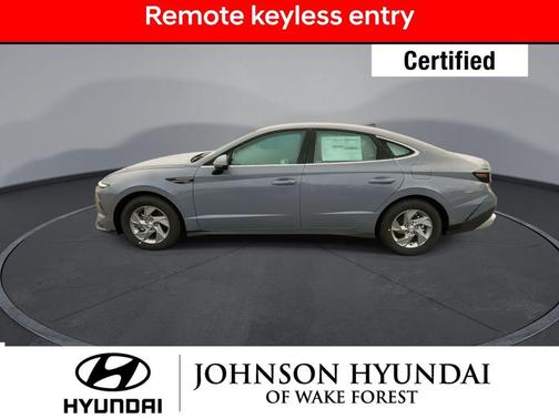 2025 Hyundai SONATA SE