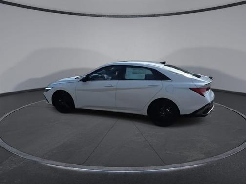 2026 Hyundai ELANTRA SEL