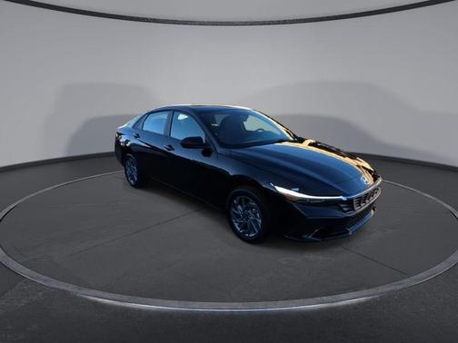 2026 Hyundai ELANTRA HEV Blue