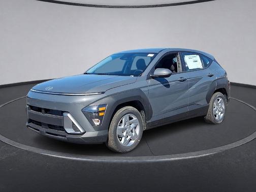 Gray Pearl 2027 Hyundai KONA SE
