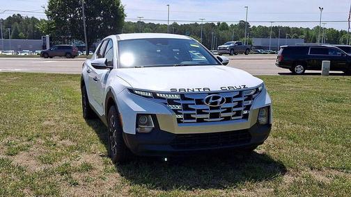 Ice White 2022 Hyundai SANTA CRUZ 2.5L SEL