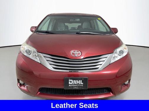 2017 Toyota Sienna XLE