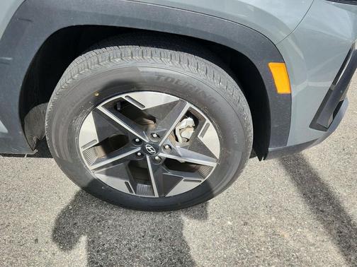 Hampton Gray 2026 Hyundai TUCSON SEL